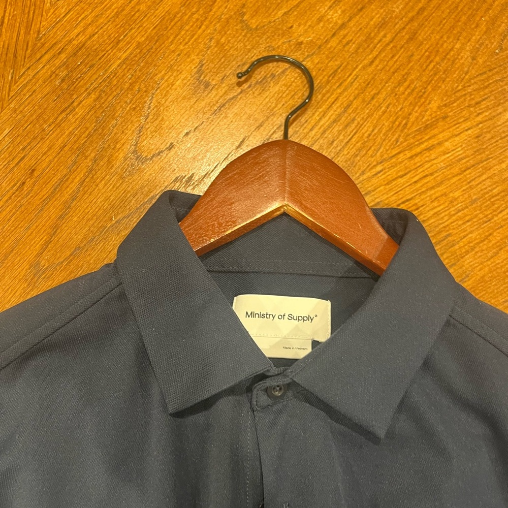 Ministry of Supply Blue Button-Up Shirt - Picture 4 of 7